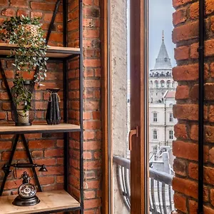 Flat With Galata Tower View Near Sishane Metro Istanbul